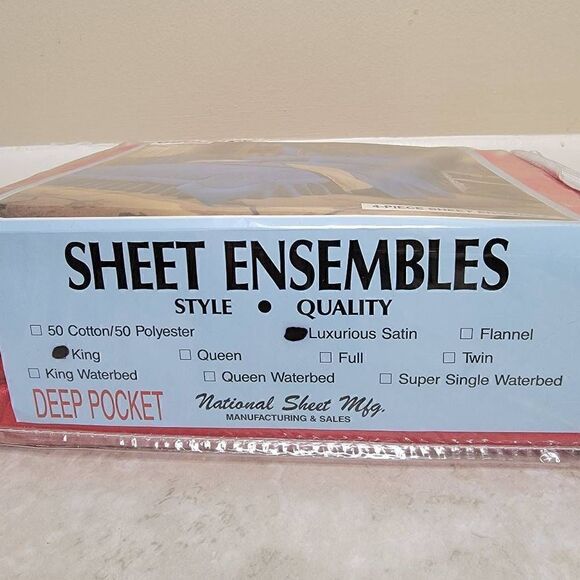 Red Satin Deep Pocket 4 Piece Sheet Set King - Picture 6 of 7